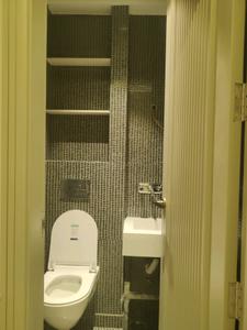 Common Bathroom Image of 2600 Sq.ft 4 BHK Builder Floor for sale in Green Field Colony Faridabad for Rs. 24000000