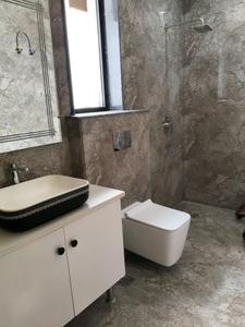 Common Bathroom Image of 1983 Sq.ft 3 BHK Apartment / Flat for rent in DLF Park Place, DLF Phase 5 Gurgaon for Rs. 135000