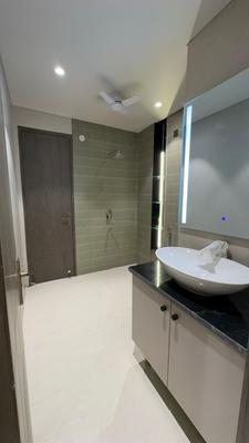 Image of 3200 Sq.ft 4 BHK Builder Floor for sale in Ansal Esencia Sector 67, Sector 67, Gurgaon for Rs. 28000000