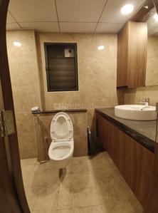 Bathroom Image of 2225 Sq.ft 3 BHK Apartment / Flat for rent in Mogappair East Chennai for Rs. 153000