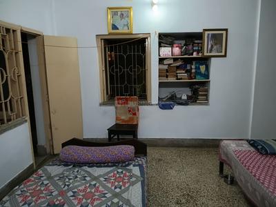 Bedroom Image of 1200 Sq.ft 3 BHK Builder Floor for sale in Jodhpur Park Kolkata for Rs. 5600000