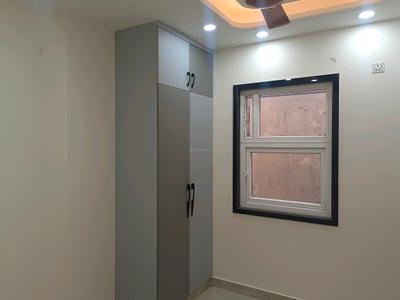 Bedroom Image of 600 Sq.ft 2 BHK Builder Floor for rent in Dwarka Mor New Delhi for Rs. 19000