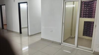 Living Room Image of 1020 Sq.ft 2 BHK Apartment / Flat for rent in Supertech The Romano, Sector 118 Noida for Rs. 25000