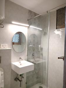 Bedroom Three Image of 1950 Sq.ft 3 BHK Apartment / Flat for sale in Sector 23 Dwarka New Delhi for Rs. 34500000