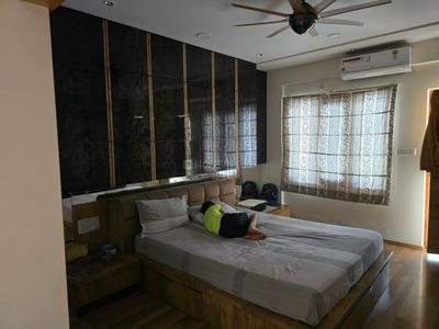 Bedroom Image of 2530 Sq.ft 3 BHK Builder Floor for sale in Jayanagar Bengaluru for Rs. 42000000