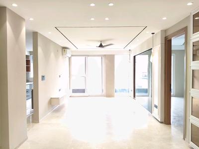 Living Room Image of 2732 Sq.ft 4 BHK Apartment / Flat for sale in DLF The Ultima, Sector 81 Gurgaon for Rs. 49600000