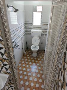 Bathroom Image of 510 Sq.ft 1 BHK Apartment / Flat for sale in Keshtopur Kolkata for Rs. 2000000