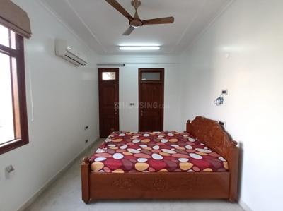 Bedroom Image of 2400 Sq.ft 4 BHK Builder Floor for rent in Sector 12 Dwarka New Delhi for Rs. 70000