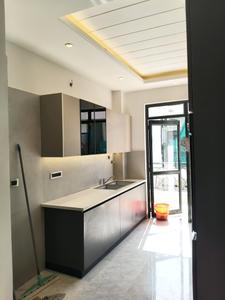 Kitchen Image of 1700 Sq.ft 3 BHK Builder Floor for rent in Sector 21 Gurgaon for Rs. 58000