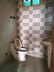Bedroom Two Image of 950 Sq.ft 2 BHK Apartment / Flat for sale in Shalimar Garden Ghaziabad for Rs. 5400000