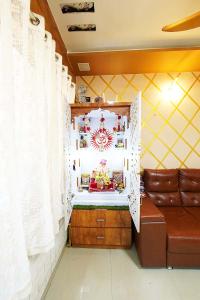 Hall Image of 1056 Sq.ft 2 BHK Apartment / Flat for sale in Khokhra Ahmedabad for Rs. 5000000