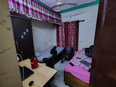 Bedroom Image of 520 Sq.ft 2 BHK Builder Floor for rent in Sector 17 Rohini New Delhi for Rs. 25000
