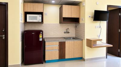 Bedroom Image of 450 Sq.ft 1 RK Studio for rent in Supertech Ecociti, Sector 137 Noida for Rs. 21000