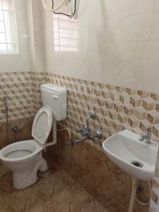 Bathroom Image of 500 Sq.ft 1 BHK Builder Floor for rent in Devarachikkana Halli Bengaluru for Rs. 25000
