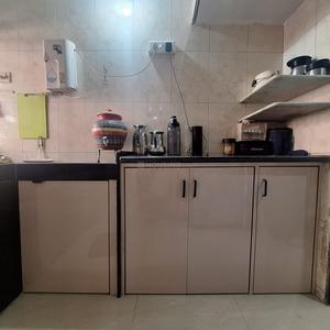 Kitchen Image of 600 Sq.ft 2 BHK Apartment / Flat for sale in Kashish Park, Dharamveer Nagar Thane for Rs. 10000000