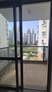Balcony Image of 1950 Sq.ft 3 BHK Apartment / Flat for sale in Unitech Uniworld Gardens 1, Sector 47 Gurgaon for Rs. 31500000