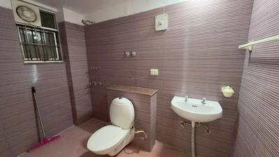 Image of 1100 Sq.ft 2 BHK Apartment / Flat for rent in Sector 19 Dwarka, New Delhi for Rs. 35000