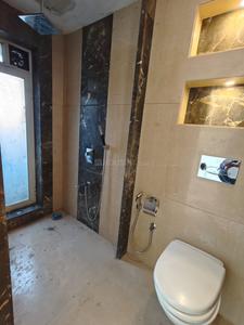 Bathroom Image of 2224 Sq.ft 3 BHK Apartment / Flat for sale in Transcon Flora Heights, Andheri West Mumbai for Rs. 62500000