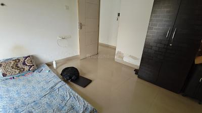 Bedroom Image of 1350 Sq.ft 3 BHK Apartment / Flat for sale in Kalpataru Splendour, Wakad Pune for Rs. 13500000