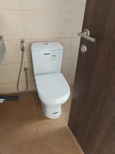Bedroom One Image of 1200 Sq.ft 3 BHK Apartment / Flat for sale in Kalpataru Magnus, Bandra East Mumbai for Rs. 61000000