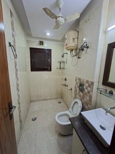 Bathroom Image of 1800 Sq.ft 3 BHK Builder Floor for rent in Tagore Garden Extension New Delhi for Rs. 70000