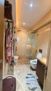 Image of 1600 Sq.ft 3 BHK Apartment / Flat for sale in Monte South, Byculla, Mumbai for Rs. 70000000