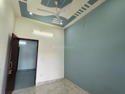 Bedroom Image of 900 Sq.ft 3 BHK Independent House for rent in Suresh Sharma Nagar Bareilly for Rs. 10500