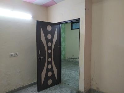 Bedroom Image of 450 Sq.ft 2 BHK Builder Floor for rent in Laxmi Nagar New Delhi for Rs. 15000