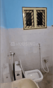 Bathroom Image of 1775 Sq.ft 2 BHK Duplex for rent in Mathigiri Hosur for Rs. 22000