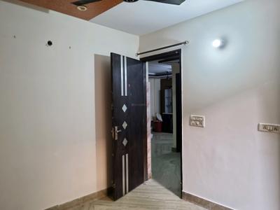 Bedroom Image of 1000 Sq.ft 3 BHK Apartment / Flat for rent in Uttam Nagar New Delhi for Rs. 25000