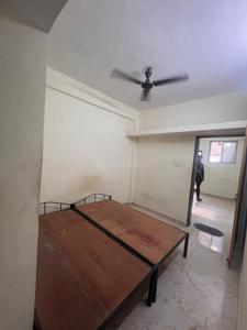 Bedroom Image of 650 Sq.ft 1 BHK Builder Floor for rent in Gokhalenagar Pune for Rs. 17000