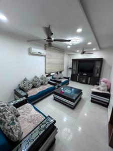 Hall Image of 1200 Sq.ft 3 BHK Apartment / Flat for sale in Deshbandhu Apartments, Kalkaji New Delhi for Rs. 29000000
