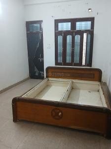 Bedroom Image of 1200 Sq.ft 2 BHK Builder Floor for rent in Fertilizer Colony Gorakhpur for Rs. 12000