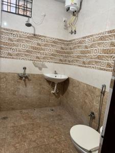 Bathroom Image of 1100 Sq.ft 2 BHK Builder Floor for rent in Mettuguda Secunderabad for Rs. 18000