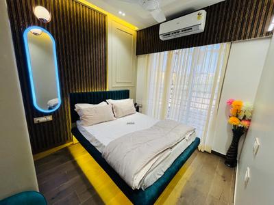 Bedroom Image of 2000 Sq.ft 4.5 BHK Apartment / Flat for sale in RNA NG Grand Empire, Bhayandar East Mira Bhayandar for Rs. 19900000
