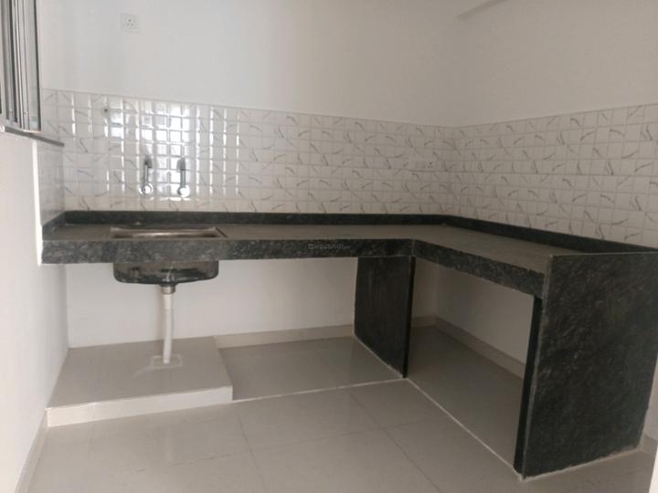 38 Park Majestique Phase V Main Image 1