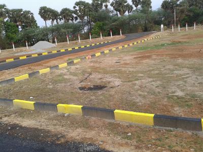 Living Room Image of 1000 Sq.ft Residential Plot / Land for sale in Thiruvallur Chennai for Rs. 250000