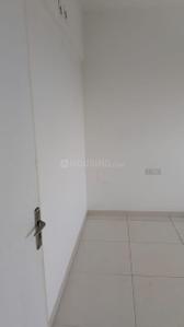 Bedroom Image of 709 Sq.ft 1.5 BHK Apartment / Flat for rent in Amanora Gold Towers, Hadapsar Pune for Rs. 32000