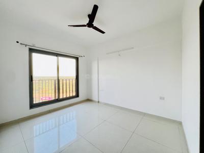 Bedroom Image of 1250 Sq.ft 2 BHK Apartment / Flat for sale in Adani Aster Phase 1, Vaishno Devi Circle Ahmedabad for Rs. 8500000