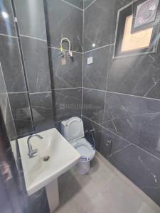 Image of 800 Sq.ft 3 BHK Builder Floor for rent in Sector 24 Rohini, New Delhi for Rs. 18000