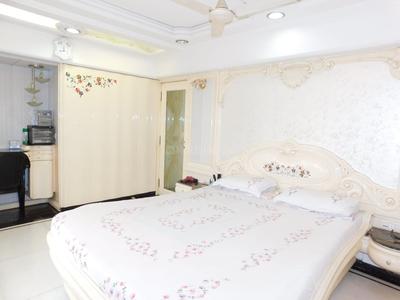 Bedroom Image of 1200 Sq.ft 3 BHK Apartment / Flat for sale in Konark 32 West View, Borivali West Mumbai for Rs. 37000000