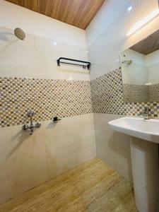 Image of 1240 Sq.ft 2 BHK Builder Floor for rent in Jalukbari, Guwahati for Rs. 26000