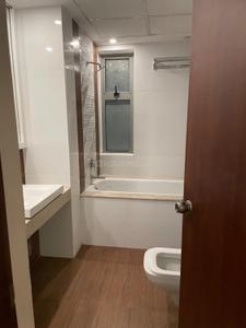 Bathroom Image of 3595 Sq.ft 4 BHK Apartment / Flat for rent in Mantri Pinnacle, Hulimavu Bengaluru for Rs. 180000