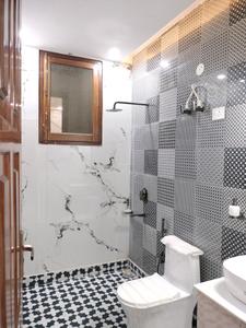 Common Bathroom Image of 2250 Sq.ft 4 BHK Builder Floor for sale in Sector 85 Faridabad for Rs. 22000000