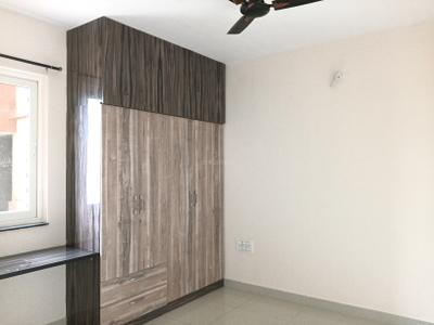Pashmina Waterfront Bedroom One 4