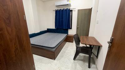 Bedroom Image of 1500 Sq.ft 1 BHK Builder Floor for rent in Mahalakshmi Nagar Indore for Rs. 18500