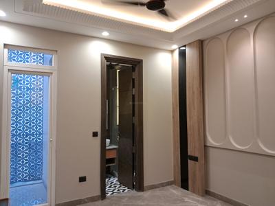Bedroom Image of 1350 Sq.ft 3 BHK Builder Floor for sale in Paschim Vihar New Delhi for Rs. 28000000