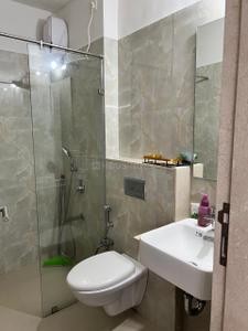 Bathroom Image of 1000 Sq.ft 2 BHK Apartment / Flat for sale in L And T Seawoods Residences Phase I, Seawoods Navi Mumbai for Rs. 27500000