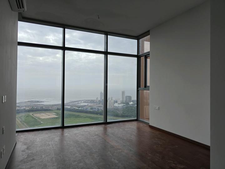 Piramal Mahalaxmi South Tower Main Image 1