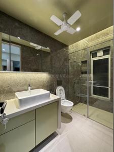 Image of 1800 Sq.ft 4 BHK Apartment / Flat for sale in Bandra West, Mumbai for Rs. 125000000